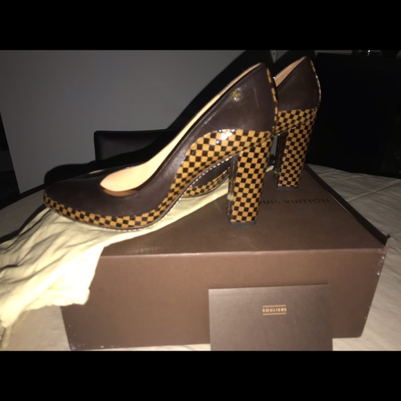 Authentic Louis Vuitton Domier Print Heels - Picture 1 of 7